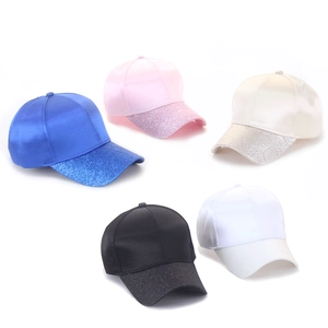 Casquettes de baseball en coton soyeux avec visière à paillettes en cinq couleurs
