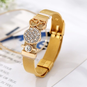 10mm Gold mesh bracelet with double heart charms and sparkling rhinestone pendant