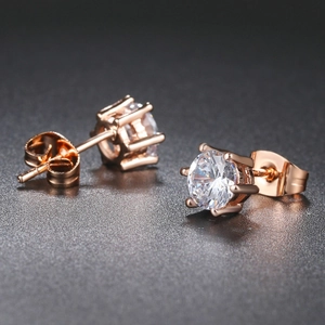 Classic six-prong rose gold earrings set with round brilliant-cut sparkling zircons
