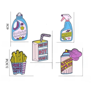 Detailed size chart for creative enamel pins showing product dimensions and weights