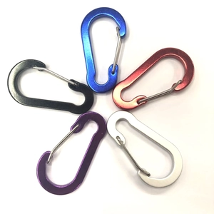 Aluminum alloy D-ring carabiners in five colors arranged in a petal shape pattern