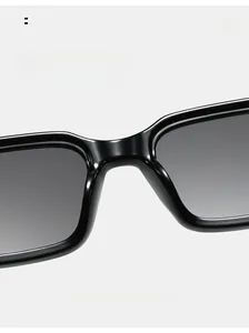 Gros plan des plaquettes de nez sur lunettes de soleil carrées noires pour un confort optimal
