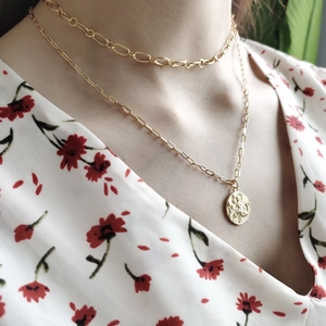 Elegant 925 silver double-layered necklace set with round coin pendant on gold finish