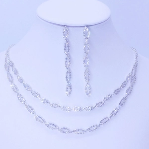Exquisite bridal jewelry set with double-layer marquise rhinestone necklace and earrings