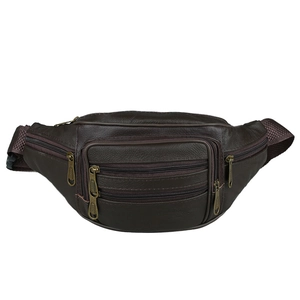 Marsupio da uomo in pelle martellata marrone scuro con molteplici tasche con cerniera