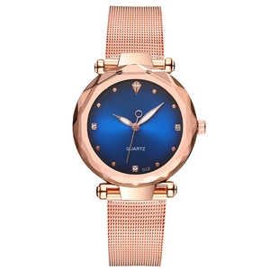 Roségoldene Netzband-Uhr mit facettiertem Glas und blauem Strass-Zifferblatt