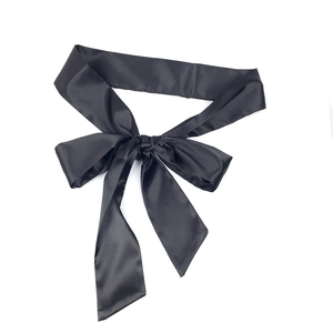 Ceinture élégante en satin noir avec nœud papillon pour robes et accessoires