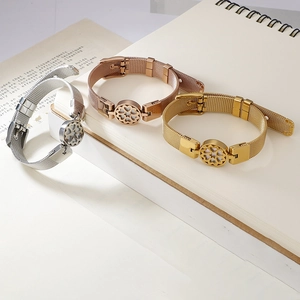 Adjustable stainless steel mesh bracelet set with heart floral charms in three colors