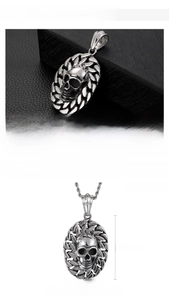 Detailed view of punk skull pendant in stainless steel with exact weight and dimensions