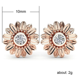 18k gold plated sunflower stud earrings with sparkling center stone 10mm 2g size