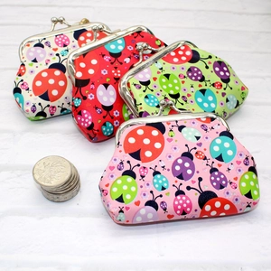 Mini Coin Purse PU Leather Cartoon Ladybug Print Metal Kiss Lock Retro Portable Wallet For Kids Students Girls Gift