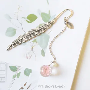 Vintage Feather Metal Bookmark With Dried Flower Specimen Glass Ball Pendant Artificial Pearl Leaf Page Marker For Reading Elegant