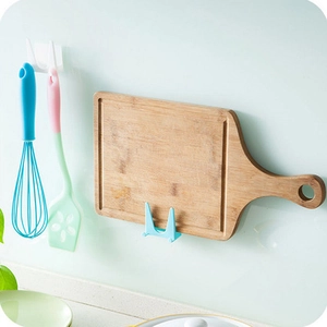 Porta coperchi da cucina a parete per taglieri e utensili in plastica blu e bianca