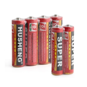 HUSHENG 1.5V AAA R03 carbon batteries set for electronic toys on a white background