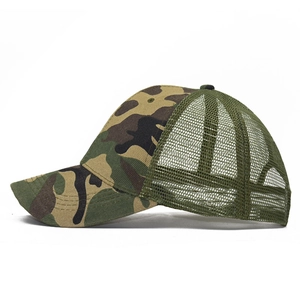 Outdoor jungle camouflage trucker hat with breathable mesh back and curved brim