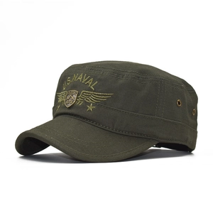 Gorra de estilo militar con copa plana verde oliva y bordado amarillo de U.S. Naval.