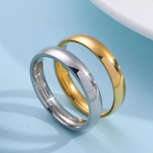 Polished 4mm titanium steel arc rings in silver and gold finish for couples