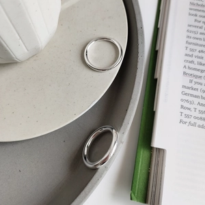 S925 sterling silver minimalist smooth band rings in two thickness options