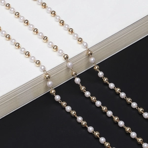 Chaîne De Lunettes Élégante Pour Femmes Avec Künstliche Perles Fantaisie Künstliche Perles Métalliques Dorées Boucles Silicone Antidérapantes