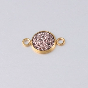 Detail of 10mm gold vacuum plated stainless steel star pattern connector for jewelry DIY
