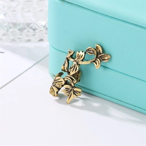 Retro hollow leaf ear cuff in antique gold finish for non-pierced ears jewelry