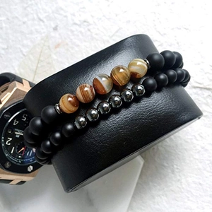 Ensemble de bracelets pour hommes en onyx mat et perles d'agate sur support cuir