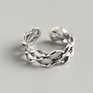 Retro 925 sterling silver Mobius triple-layered wave ring with braided texture and open band
