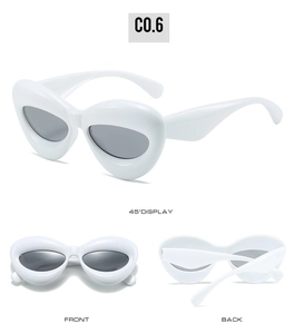 Vue en trois directions montrant l'avant, l'arrière et le profil de lunettes de soleil blanches