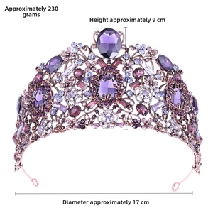 Couronne baroque strass violets avec base or rose, détail de 9cm de haut et 17cm de large