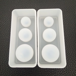 Detail der 3-Kugel-Silikonform für DIY-Kristall-Epoxidharz-Planetenhandwerk