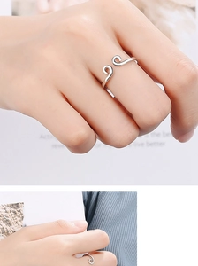 Close-up of adjustable silver cloud pattern ring inspired by Sun Wukong design