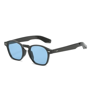 Retro square frame sunglasses with black frames, blue lenses and silver rivets
