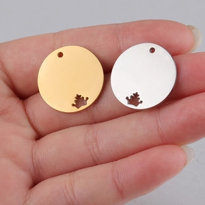 20mm stainless steel round charms with crown cutout in gold and silver finish