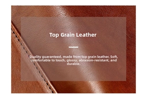 Gros plan sur la texture du cuir marron et les coutures fines du portefeuille RFID