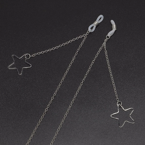 Silberne Brillenkette mit Sternanhängern und rutschfesten Silikonschlaufen für Brillen