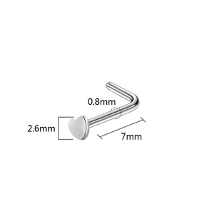 L-shaped stainless steel nose stud with 2.6mm heart top and 0.8mm bar thickness detail