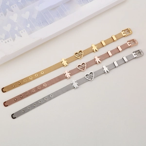 Bracelets à maille avec breloques cœur et mama en finitions or, or rose et argent