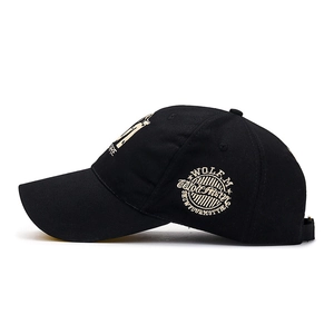 Klassische schwarze Baumwoll-Baseballkappe mit weißer Wolf Metre Stickerei und Schirm