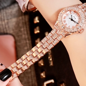 Elegant rose gold watch for women featuring rhinestone star dial and罗马数字刻度