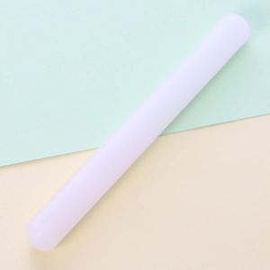 Minimalist white non-stick plastic rolling pin for fondant cake and DIY baking