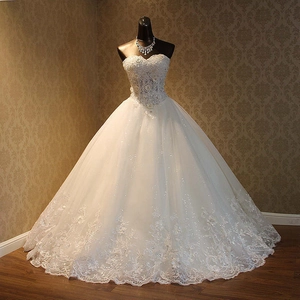 Elegant Sweetheart Neckline Wedding Dress Lace Applique Sequins Tulle Ball Gown Back Lace-Up For Bride Floor Length Long Train