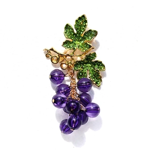 Creative grape bunch brooch with purple beads and green rhinestones on gold vine