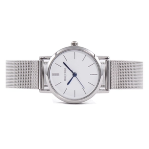 Minimalist silver mesh strap quartz watch with white dial and blue needles for couples