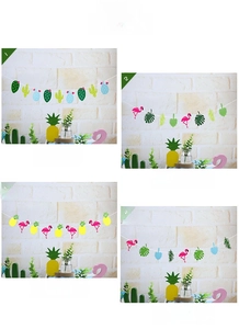 Détails de quatre bannières de fête tropicales avec flamants roses, cactus et ananas