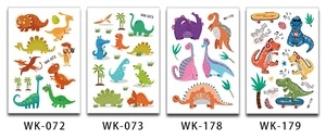 Set di quattro fogli di tatuaggi temporanei per bambini con dinosauri e motivi preistorici