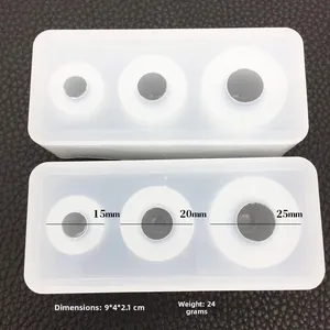 Detailansicht der 3-Hohlraum-Silikonform für Kunstharz mit 15mm 20mm und 25mm Kugeln