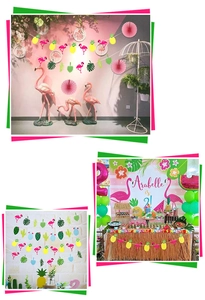 Détail de bannière tropicale avec flamant, ananas et cactus pour décoration de fête