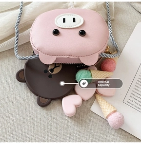 Internal capacity of cute cartoon animal mini shoulder bags for children