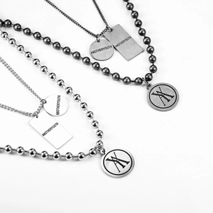 Unisex retro stainless steel double-layer necklace with round coin pendant and rectangle tag