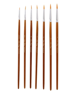 Detail view of 7 professional fine liner brushes showing nylon hair and sizes 000 to 4